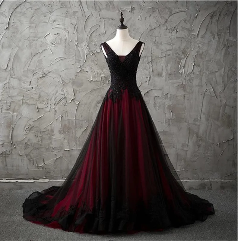 Affordable Fashion Clothing For Women Gothic V-Neck Sleeveless Black and Red Wedding Dresses Lace Appliques Beading Country Chic Wedding Dresses Low Back Wedding Y1461