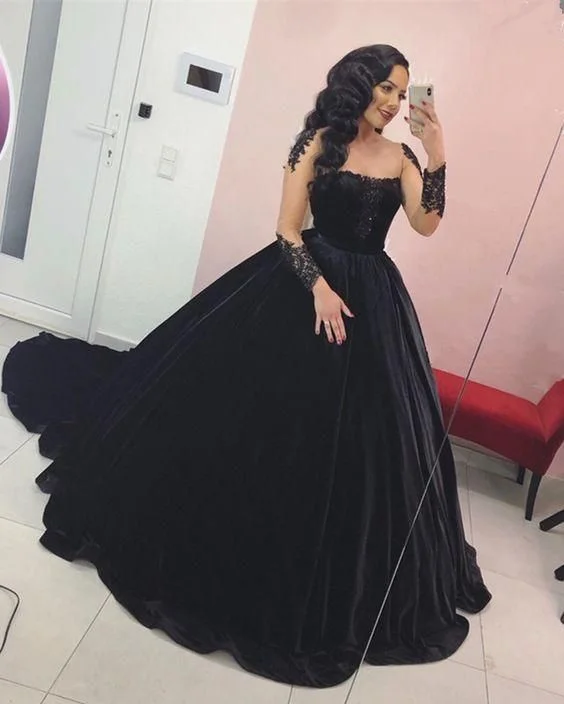 Women's Clothing For Outdoor Events Black velvet wedding dresses ball gown lace appliques long sleeves for bride Y1151