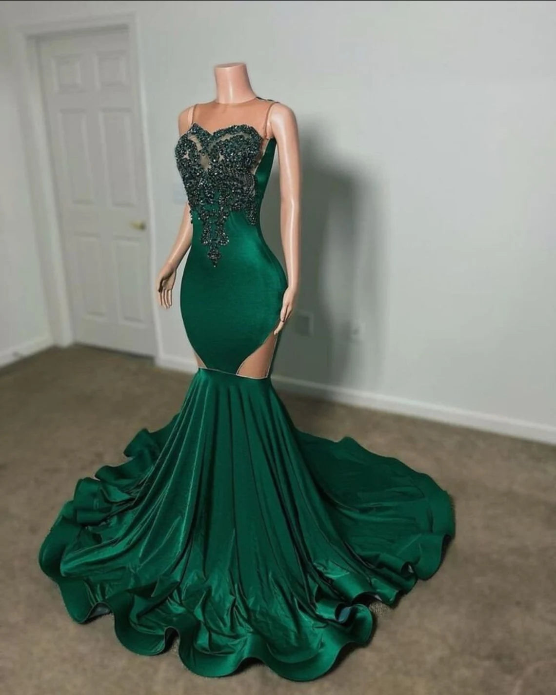 Women's Activewear Outfit Beautiful long green velvet dress,Mermaid dress,Long Reception dress,Prom dress,Black girl dress,Wedding dress,Free shipping