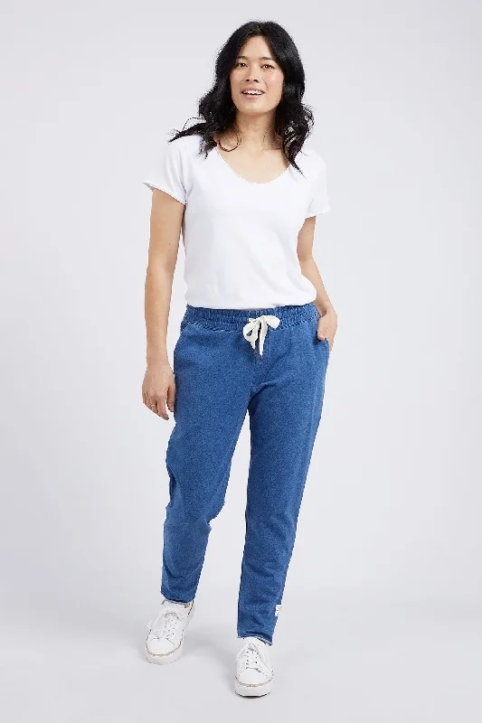 Comfortable Women's Attire Elm Rickety Pant Blue