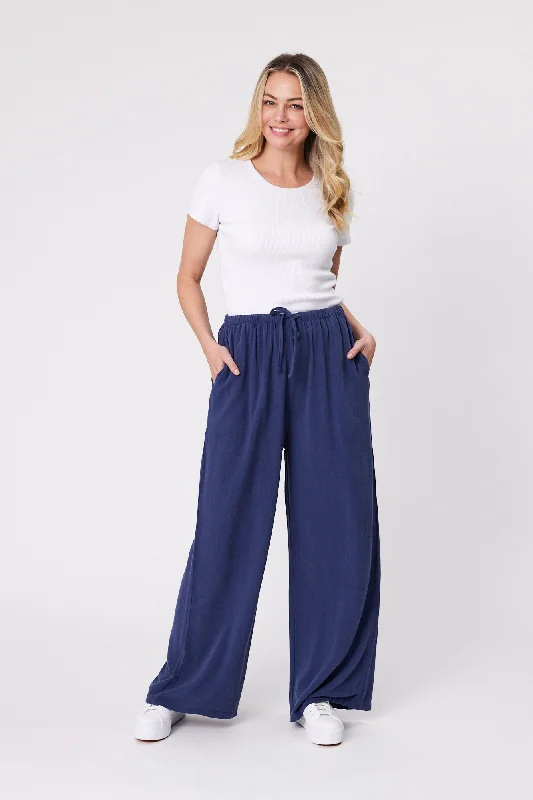 Luxury Women's Clothing Shine On Essentials Woven Pant Navy