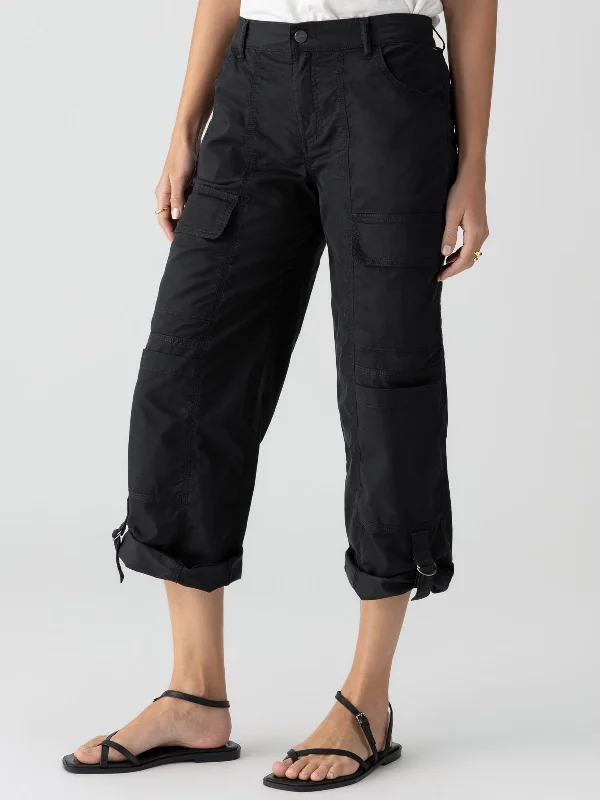 Women's Resort Apparel Cali Cargo Standard Rise Pant Black