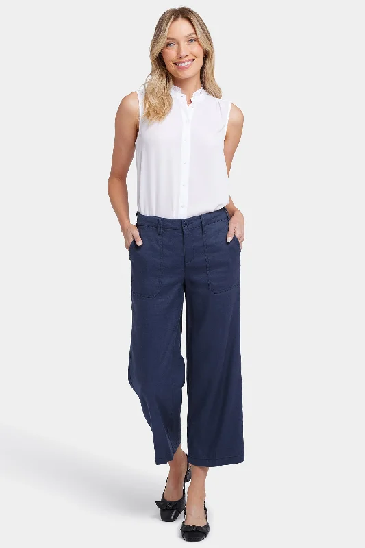 Women's Clothing For Work Wide Leg Cargo Capri Pants - Oxford Navy