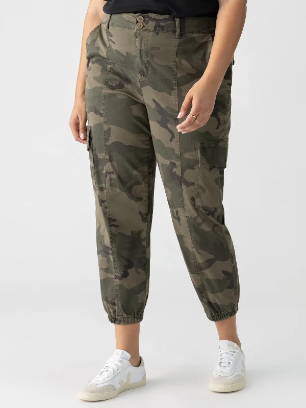 Timeless Women's Clothes Rebel Standard Rise Pant Hiker Camo Inclusive Collection