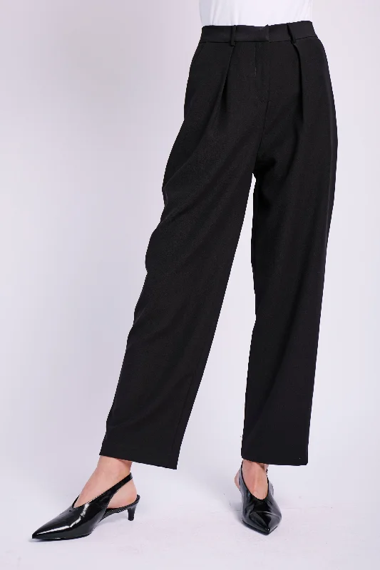 Women's Elegant Garments Tailored Tapered Leg Pants in Black