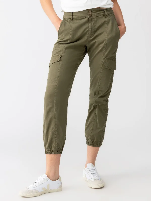 Women's Wedding Apparel Rebel Standard Rise Pant Hiker Green