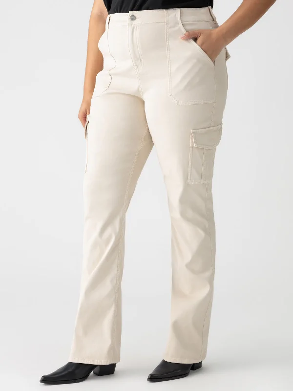 Modern Women's Clothes Sculpted Hayden Bootcut Standard Rise Pant Toasted Almond Inclusive Collection